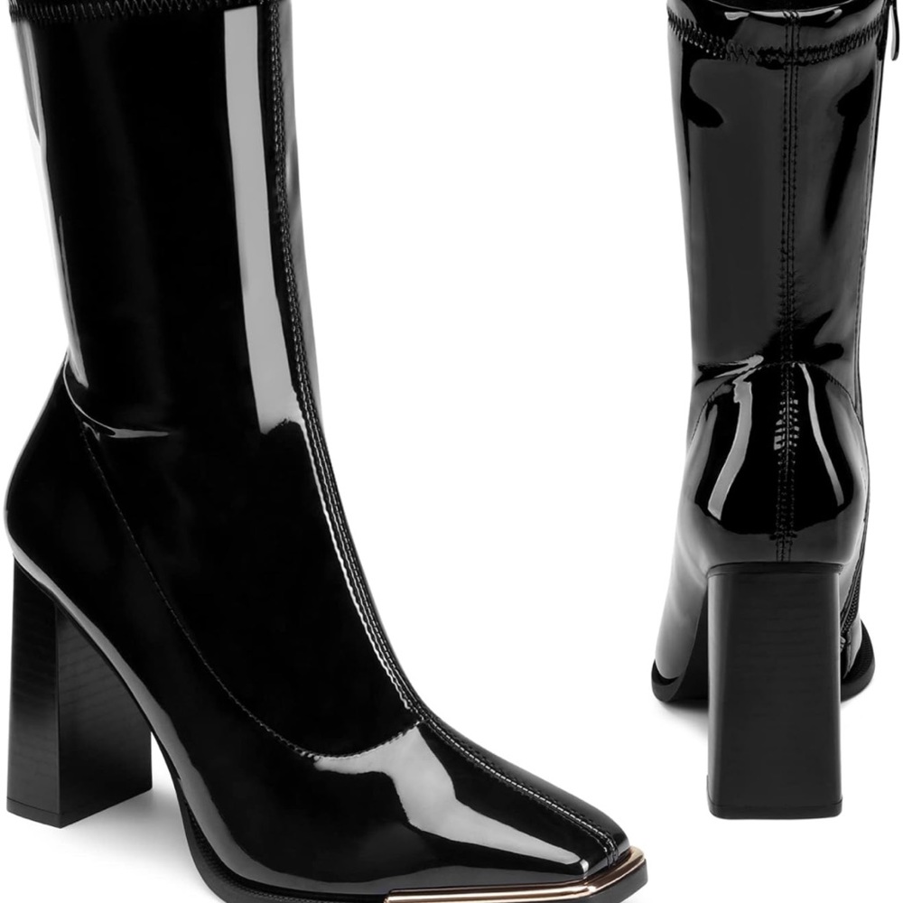 Brand new black boots!